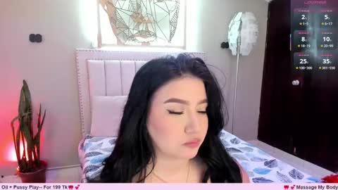   online show from October 17, 2025, 12:08 pm