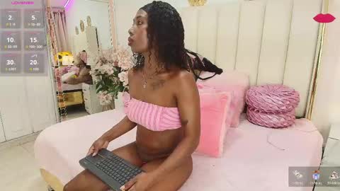  ninafox online show from June 5, 2026, 8:03 pm