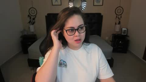 Snapshot of _oliviajoness chatting on February 18, 2026, 11:50 am Olivia jones online show from February 18, 2026, 11:50 am