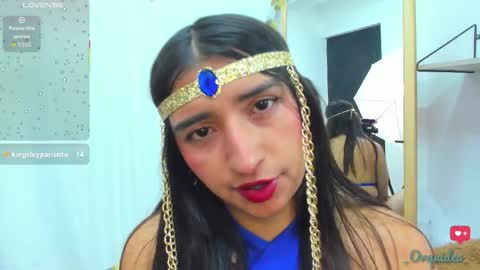 Orquidea  online show from October 1, 2025, 2:01 pm