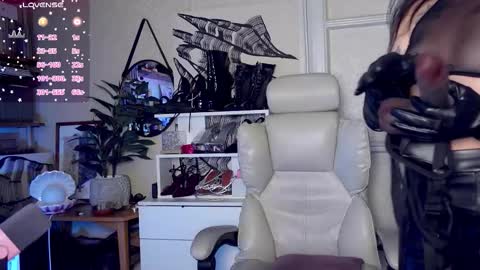 The Supreme Goddess Rose online show from February 13, 2026, 7:48 am