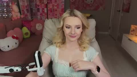 Snapshot of _passion_show_ chatting on July 7, 2026, 11:42 pm Tina online show from July 7, 2026, 11:42 pm