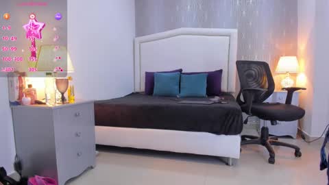  peach1  online show from September 17, 2025, 2:30 pm