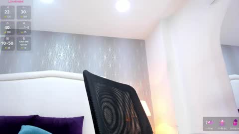  peach1  online show from April 17, 2026, 2:20 pm