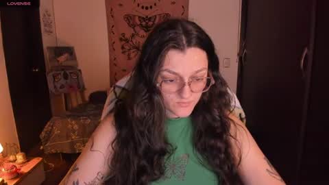 violeta ig  online show from June 21, 2026, 3:31 am