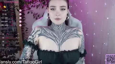 _peni_wise_ online show from February 15, 2025, 4:56 pm