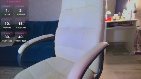 Ilona online show from October 17, 2025, 3:36 pm