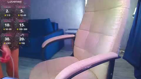 Snapshot of _pink__rabbit_ chatting on June 4, 2026, 7:47 am Ilona online show from June 4, 2026, 7:47 am