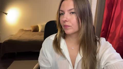  HADLY today day-off see u online 0112  online show from September 22, 2025, 4:09 pm