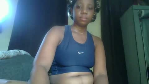 queen online show from December 2, 2024, 8:30 am