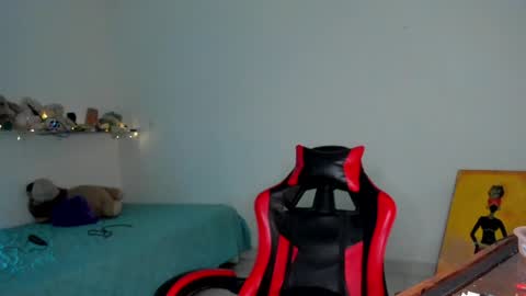 Stefany online show from June 6, 2026, 11:48 am