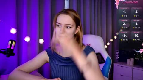 im Amy online show from March 2, 2025, 5:44 am