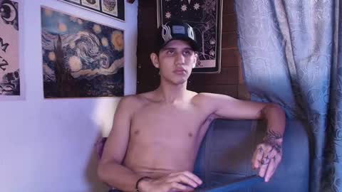 Snapshot of _realwav chatting on September 21, 2025, 9:49 pm wav online show from September 21, 2025, 9:49 pm