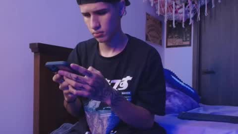 Snapshot of _realwav chatting on March 1, 2026, 7:54 am wav online show from March 1, 2026, 7:54 am