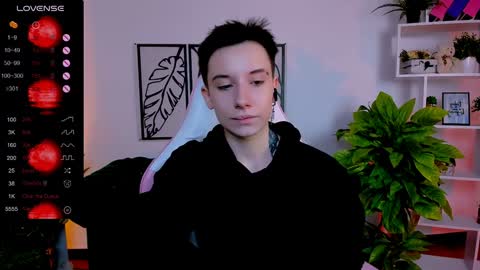 Snapshot of _rein_ramm chatting on January 31, 2025, 6:24 am Rein online show from January 31, 2025, 6:24 am