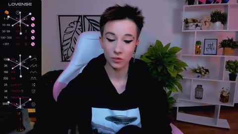 Snapshot of _rein_ramm chatting on February 10, 2025, 5:58 am Rein online show from February 10, 2025, 5:58 am