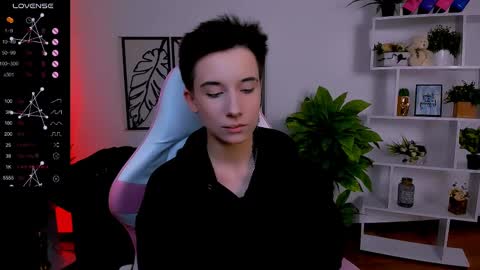 Snapshot of _rein_ramm chatting on February 14, 2025, 6:34 am Rein online show from February 14, 2025, 6:34 am