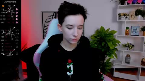 Snapshot of _rein_ramm chatting on February 19, 2025, 6:00 am Rein online show from February 19, 2025, 6:00 am