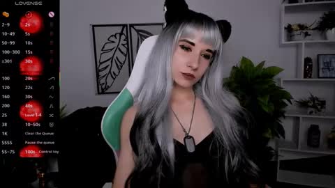 Snapshot of _rein_ramm chatting on September 14, 2025, 6:51 pm Rein online show from September 14, 2025, 6:51 pm