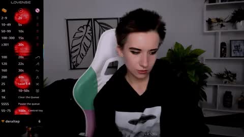 Snapshot of _rein_ramm chatting on September 15, 2025, 5:24 pm Rein online show from September 15, 2025, 5:24 pm