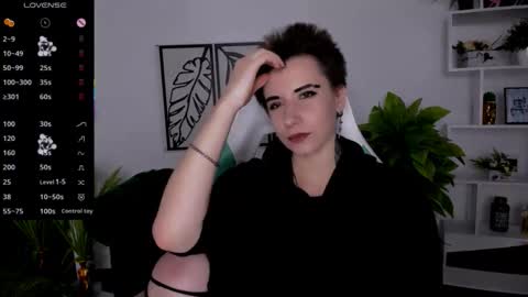 Snapshot of _rein_ramm chatting on September 26, 2025, 6:01 pm Rein online show from September 26, 2025, 6:01 pm