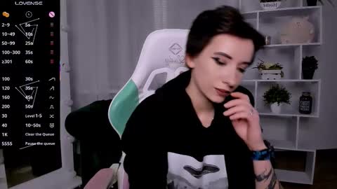 Snapshot of _rein_ramm chatting on November 7, 2025, 6:30 pm Rein online show from November 7, 2025, 6:30 pm