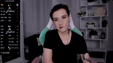 Snapshot of _rein_ramm chatting on November 12, 2025, 6:19 pm Rein online show from November 12, 2025, 6:19 pm