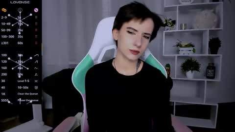 Snapshot of _rein_ramm chatting on November 13, 2025, 6:51 pm Rein online show from November 13, 2025, 6:51 pm