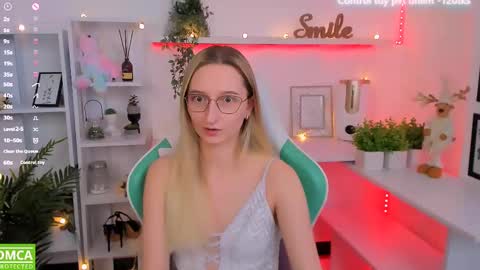 I am Rina online show from February 20, 2025, 12:47 pm