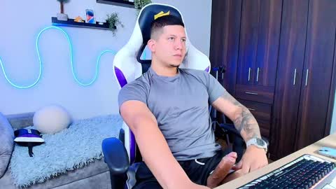 Roberto online show from January 23, 2025, 1:56 pm