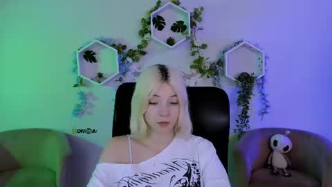 sabrina  online show from July 12, 2026, 6:43 pm