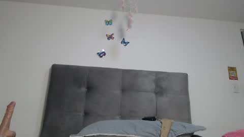 Samanta online show from April 21, 2026, 1:42 am