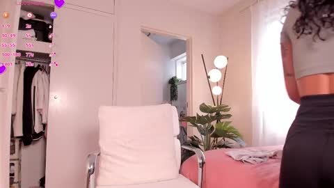 Sandyy online show from February 18, 2025, 7:21 am