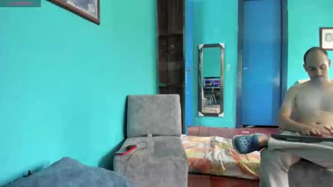 Couple Sanz online show from September 30, 2025, 2:44 pm