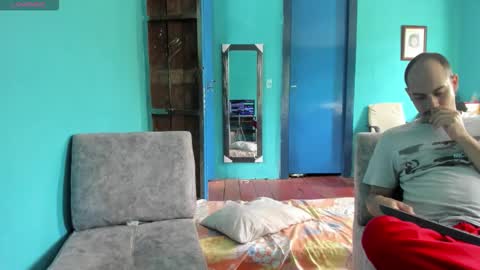 Couple Sanz online show from October 1, 2025, 2:34 pm