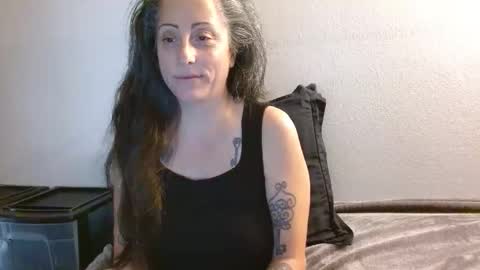 Snapshot of _sara_lynn_ chatting on May 13, 2026, 10:06 pm Sara Lynn online show from May 13, 2026, 10:06 pm