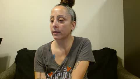 Snapshot of _sara_lynn_ chatting on May 16, 2026, 6:21 am Sara Lynn online show from May 16, 2026, 6:21 am