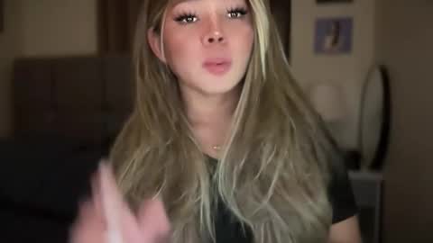 ENAJ online show from April 18, 2026, 1:04 pm