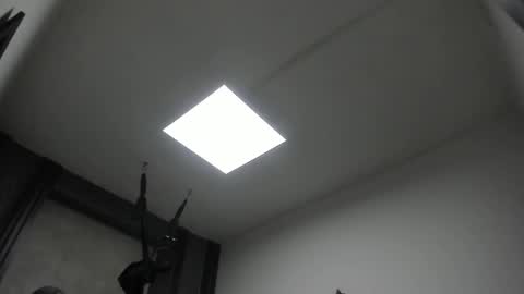 Snapshot of _selene_red chatting on February 3, 2026, 12:42 am Selene online show from February 3, 2026, 12:42 am