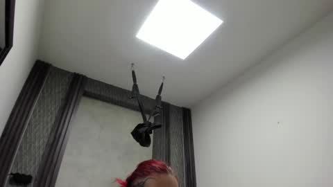 Snapshot of _selene_red chatting on February 13, 2026, 1:01 am Selene online show from February 13, 2026, 1:01 am