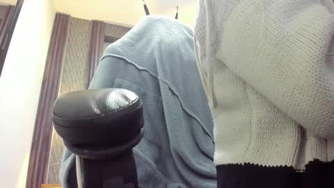 Snapshot of _selene_red chatting on February 24, 2026, 12:41 am Selene online show from February 24, 2026, 12:41 am