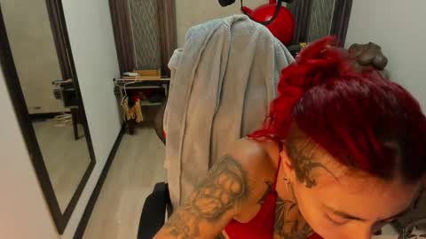 Snapshot of _selene_red chatting on February 27, 2026, 12:21 am Selene online show from February 27, 2026, 12:21 am