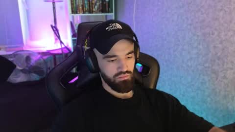 Ask me online show from October 5, 2025, 2:59 pm