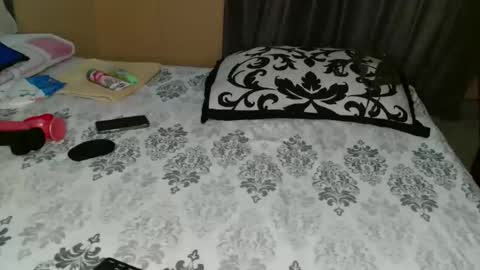 _sexxyleemama online show from September 11, 2025, 4:12 am