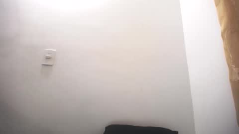 Juan Pablo-independent model online show from March 6, 2025, 2:41 am