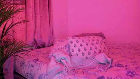 E T H A N      S T A R online show from February 13, 2025, 3:50 am