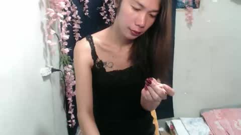 _shanexx online show from April 6, 2026, 9:54 am