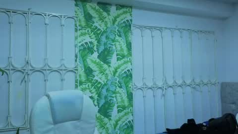 _sharlotte777 online show from May 11, 2026, 1:17 pm
