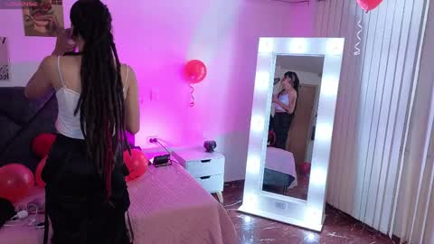 _sharlotte777 online show from June 1, 2026, 1:46 pm