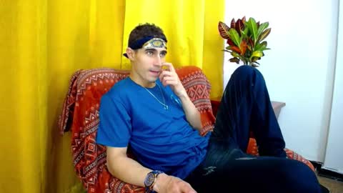 _skyleer_ online show from October 25, 2025, 10:15 pm